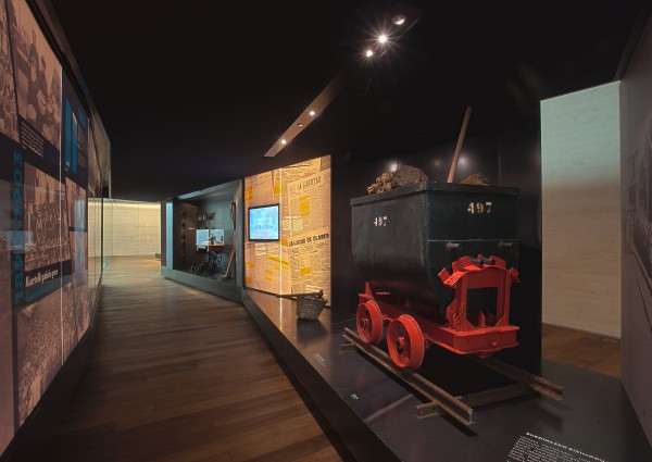 Vagón antiguo en la exposición permanente del Museo San Telmo