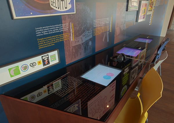 Pantallas interactivas en la exposición permanente del Museo San Telmo